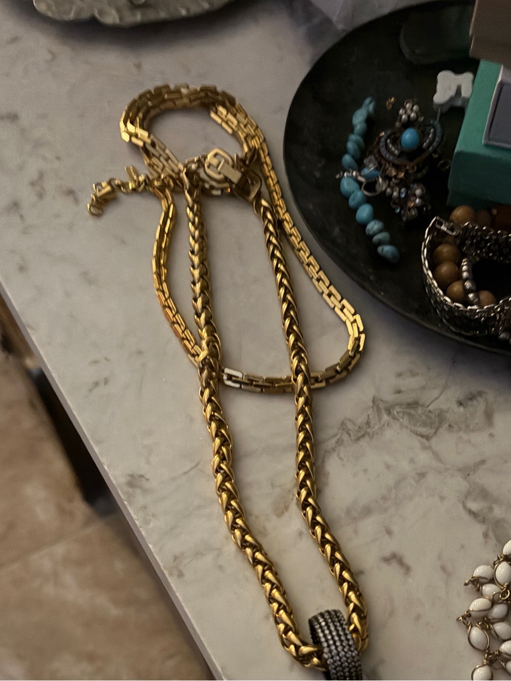 LZ’s jewelry pop-up